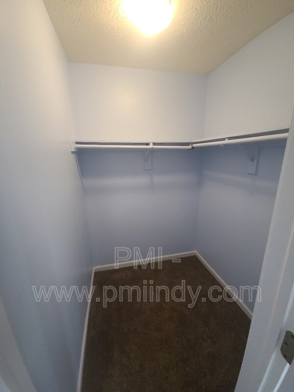 Building Photo - 1211 Green River Ct