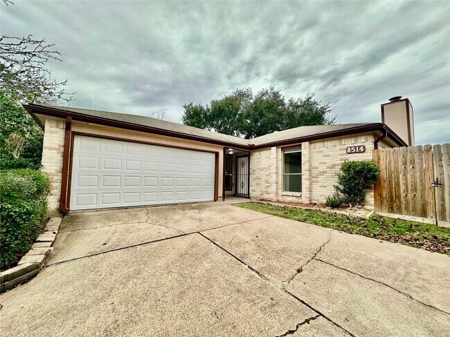 Foto del edificio - 8514 Fawn Terrace Dr