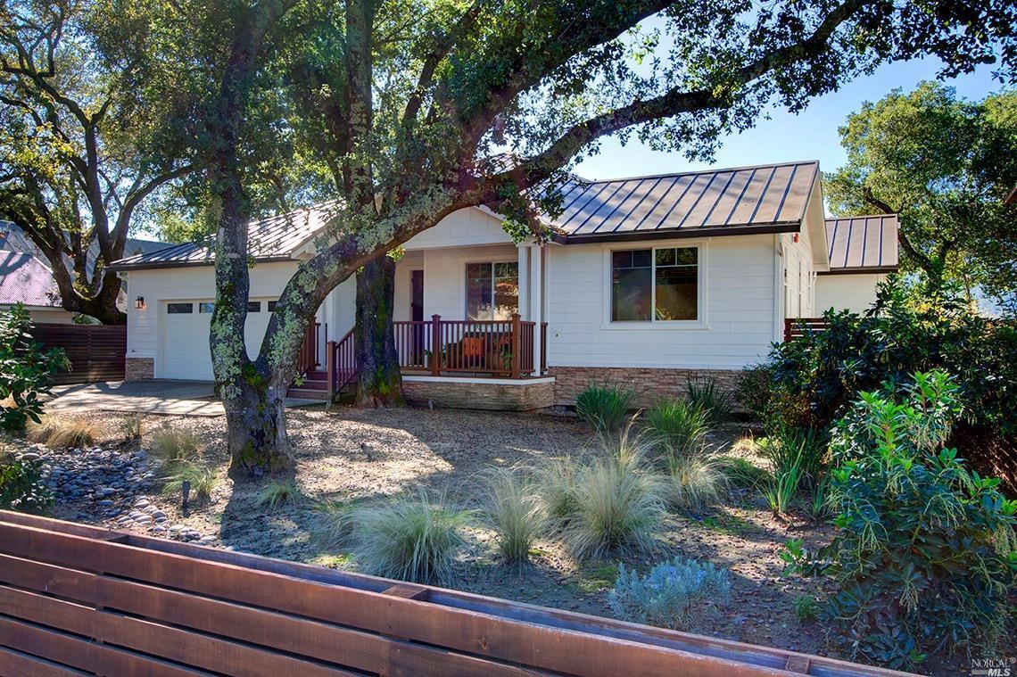 Foto principal - 109 Dahlia St