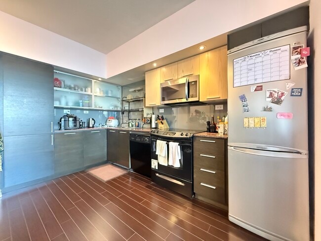 Building Photo - 3305-25 Capreol Crt Toronto Ontario M5V 3Z7
