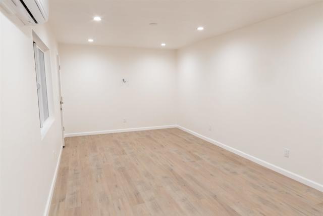 Foto del edificio - 2462 L St