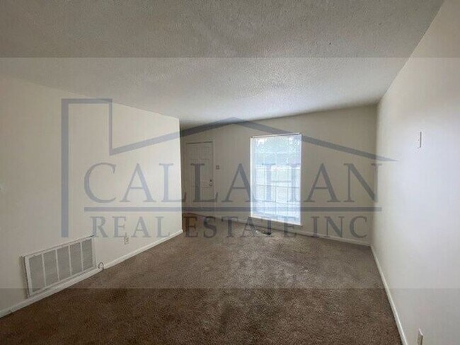 Building Photo - NLR Scenic Hill 2 Bedroom Townhouse
