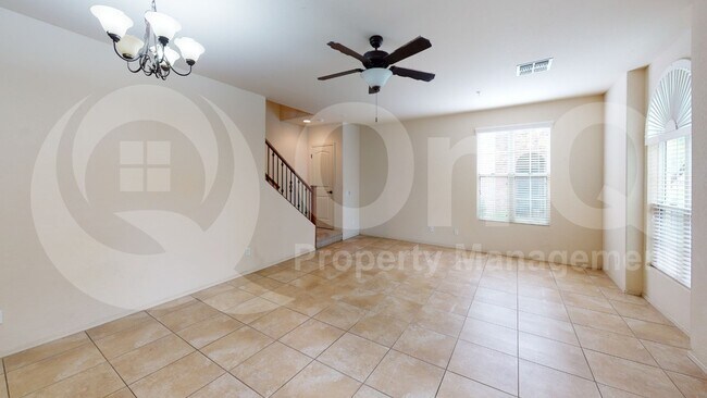 Building Photo - 4714 E Waterman St