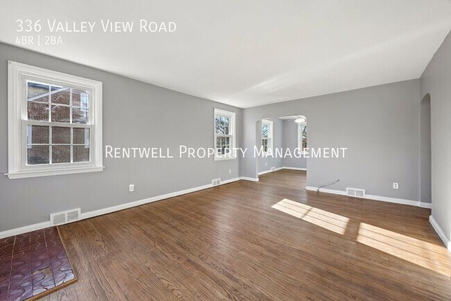 Building Photo - 336 Valley View Rd