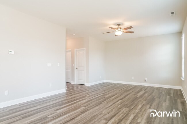 Building Photo - 533 Willow Breeze Ct