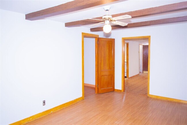 Foto del edificio - 1721 Summit Ave