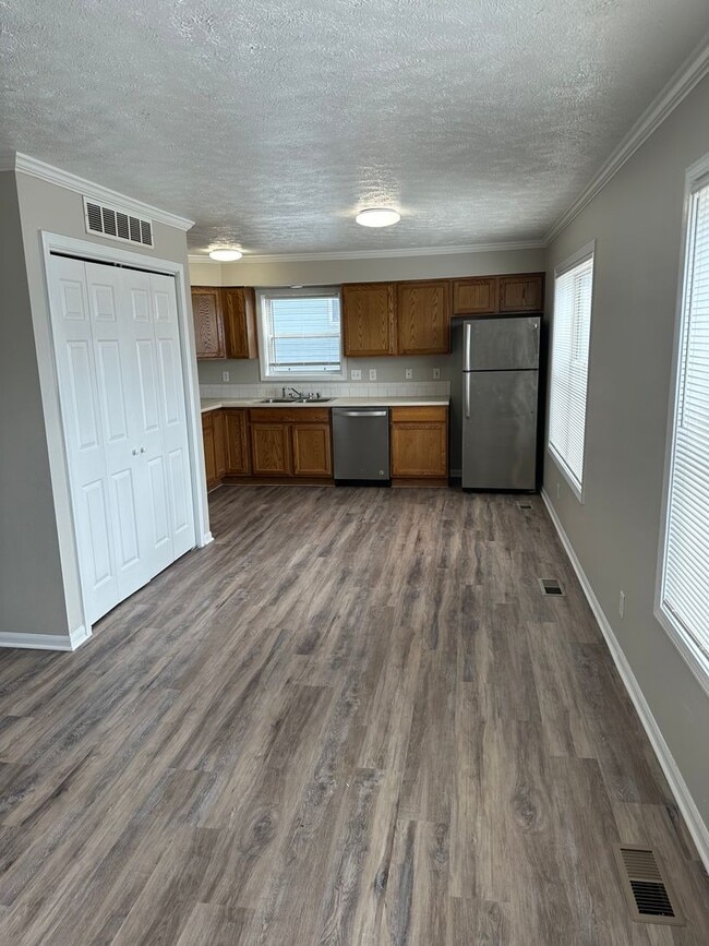 Building Photo - 1116 Mazatlan Cir
