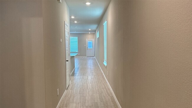 Foto del edificio - 3025 Pecan Farm Ln