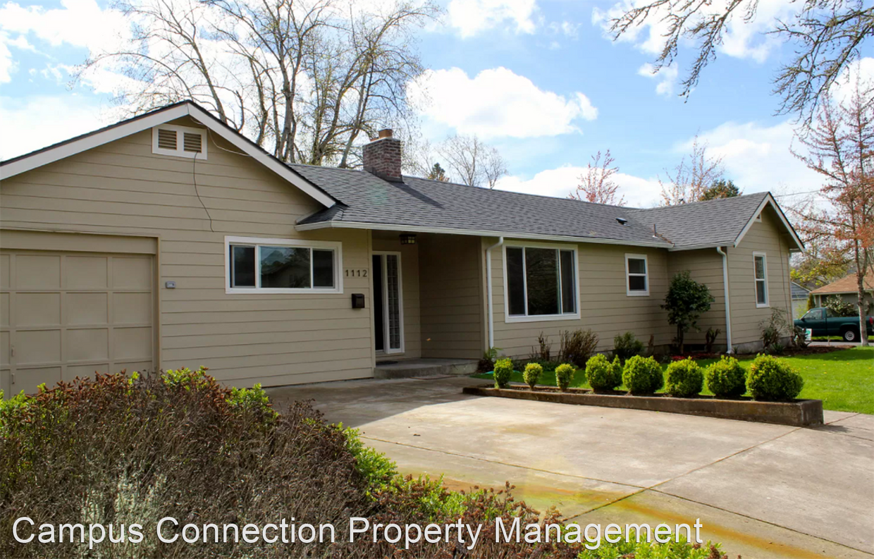 Primary Photo - 3 br, 2 bath House - 1112 E 25th