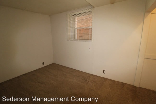 Building Photo - 2514 Holmes St