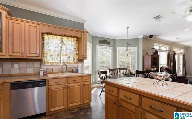 Foto del edificio - 3045 Village Springs Rd