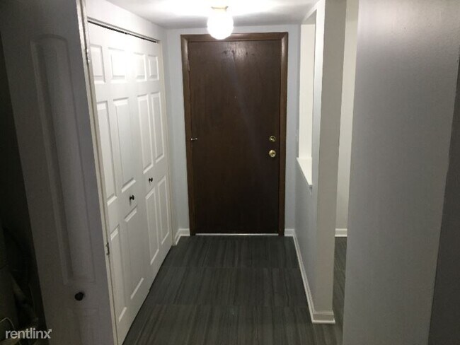 Building Photo - 2 br, 2 bath Condo - 603 S River Rd