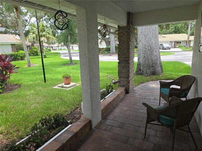 Building Photo - 3601 Garden Lakes Clenet