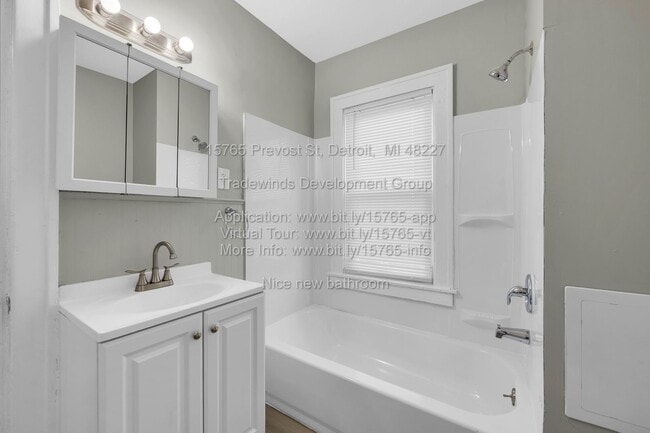 Building Photo - 15765 Prevost St