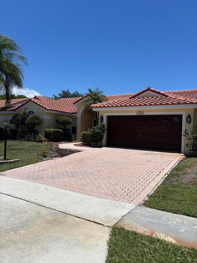 Primary Photo - 9308 Lake Serena Dr