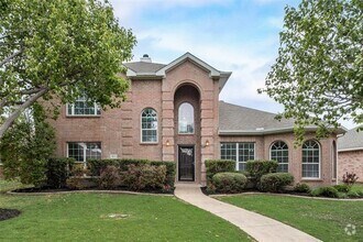 Building Photo - 1611 Tanglewood Dr