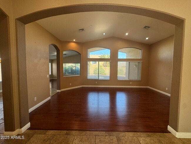 Building Photo - 2246 W Roy Rogers Rd