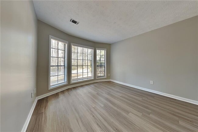 Foto del edificio - 3208 Aspen Cir SW