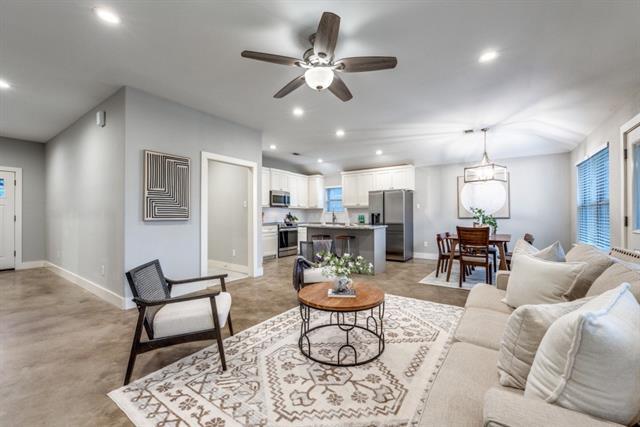 Foto del edificio - 2205 N Hickory St