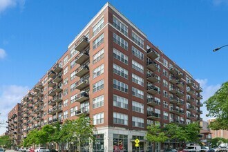 Building Photo - 6 S Laflin St