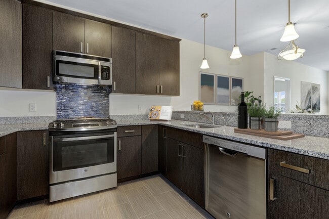 Building Photo - Fair Lawn Promenade