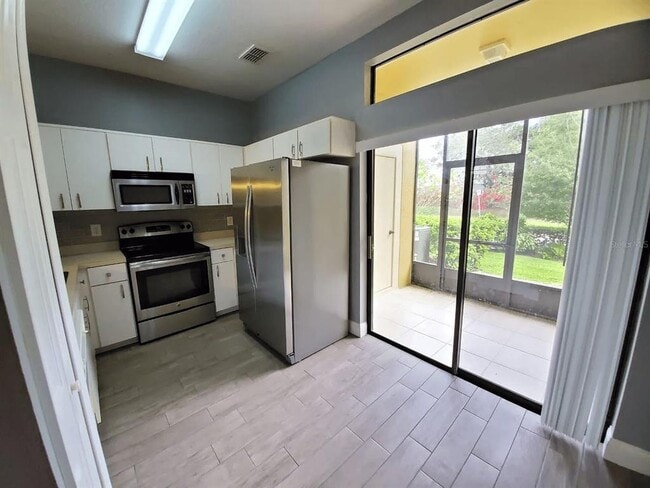 Building Photo - 6037 Scotchwood Glen