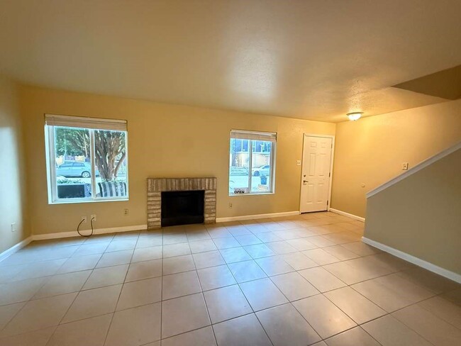 Building Photo - 12603 Ashford Meadow Dr
