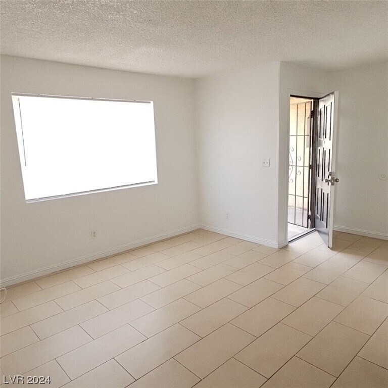 Foto del edificio - 5309 W Cheyenne Ave