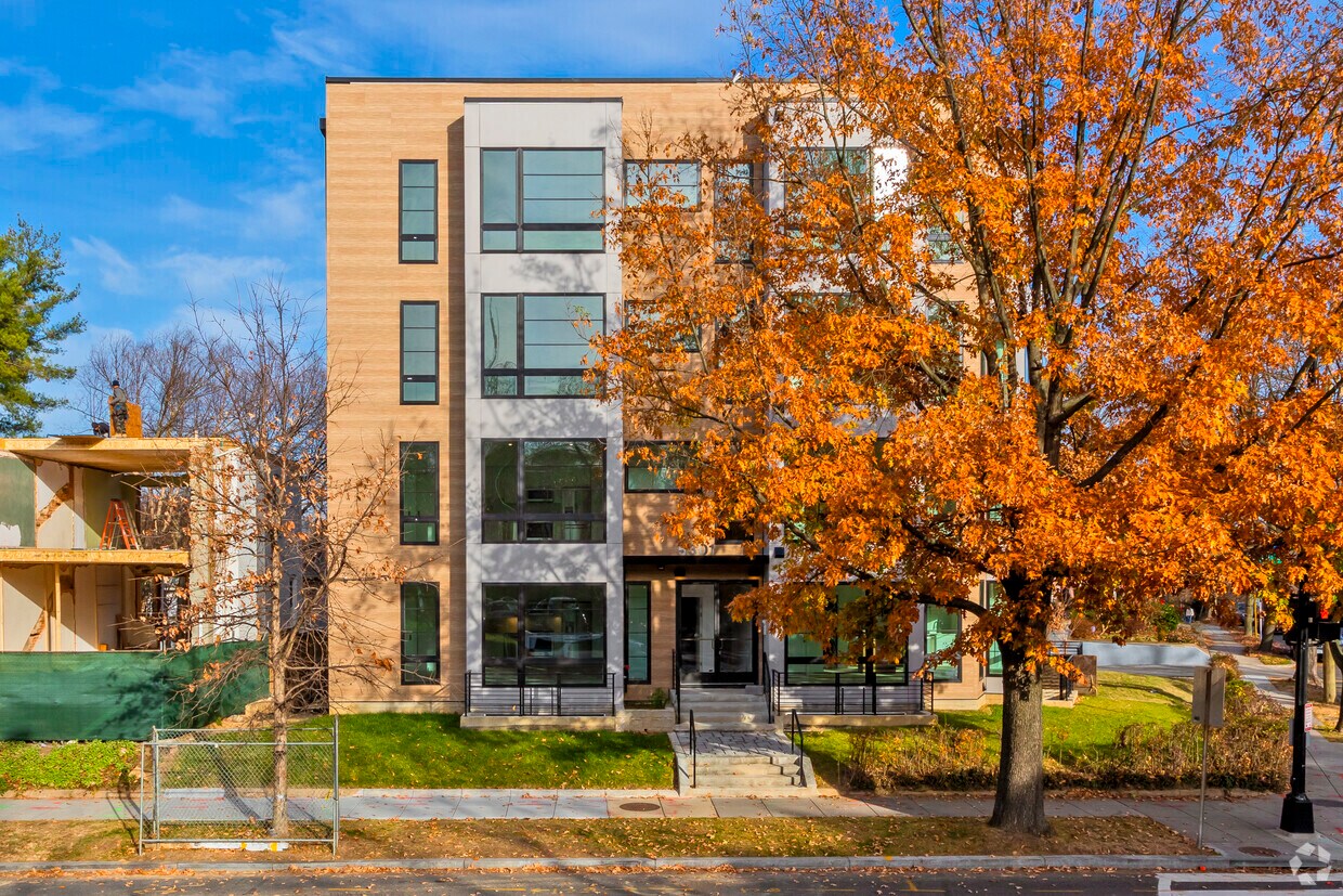 Building Photo - 5301 Connecticut Ave NW