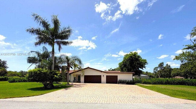 Foto del edificio - 10950 SW 40 Ct