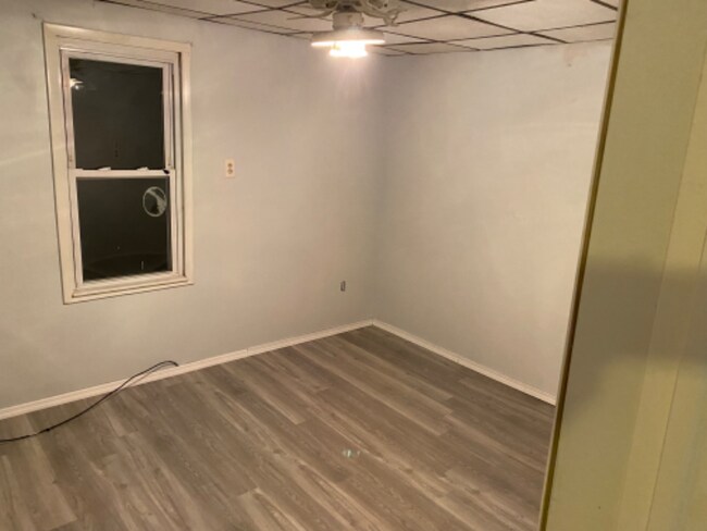 Building Photo - 528 N Fillmore Ave