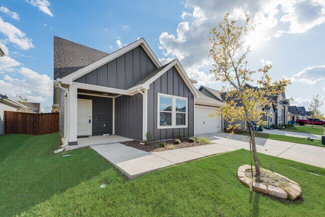 Foto del edificio - Beautiful 3-Bedroom Home in Aubrey ISD – Built in 2023!