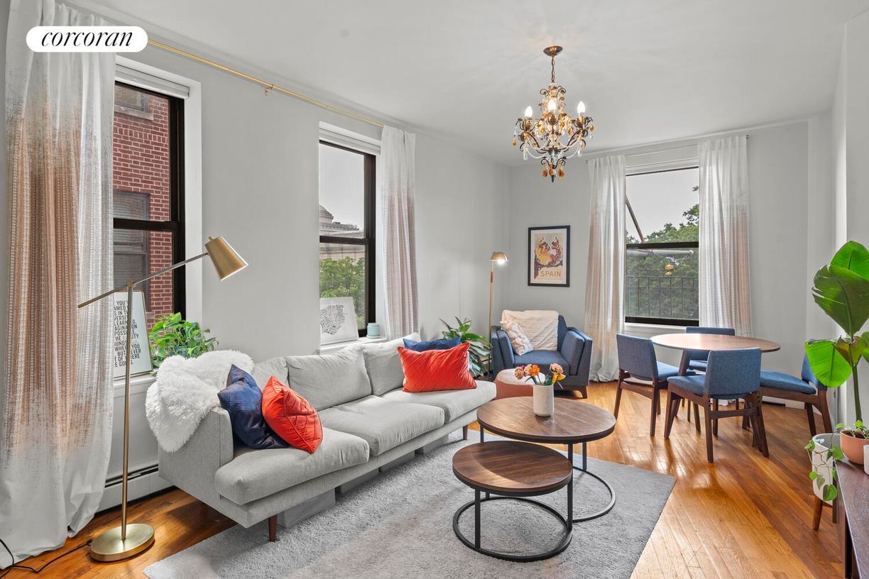 Primary Photo - 115 Eastern Pkwy
