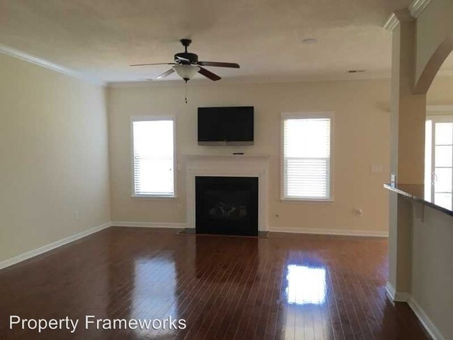 Foto del edificio - 1040 Landon Place Dr