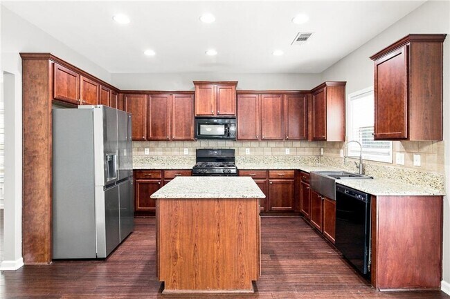 Foto del edificio - 3847 Lake Sanctuary Way