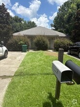 Building Photo - 329 Ruella Ave