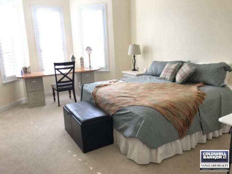 Building Photo - Furnished - Maintenance Free Living