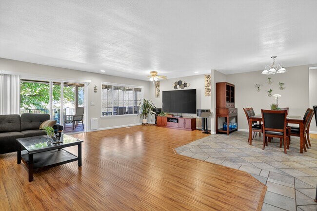 Foto del edificio - 4790 Discovery Point