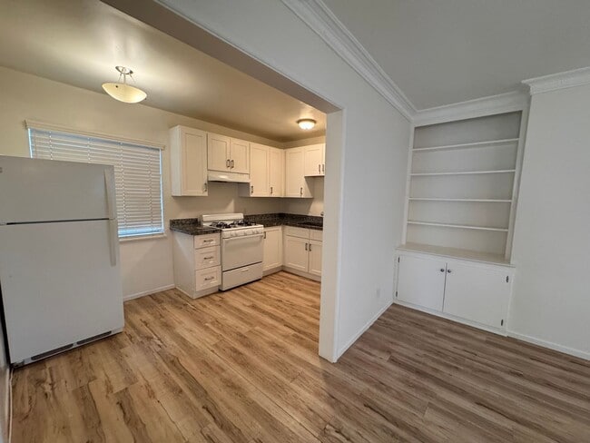 Foto del edificio - 12000 Moorpark St