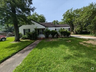 Building Photo - 518 Alabama Ave