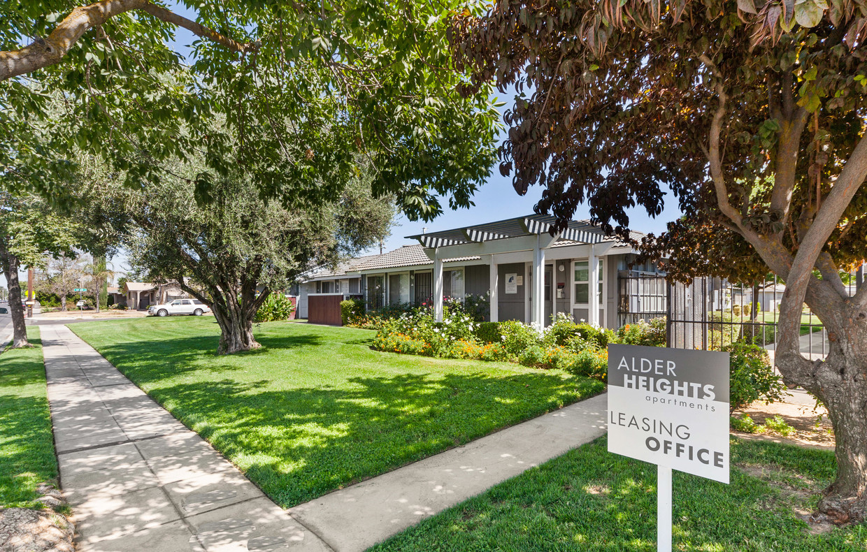 Primary Photo - Alder Heights Apartment Homes