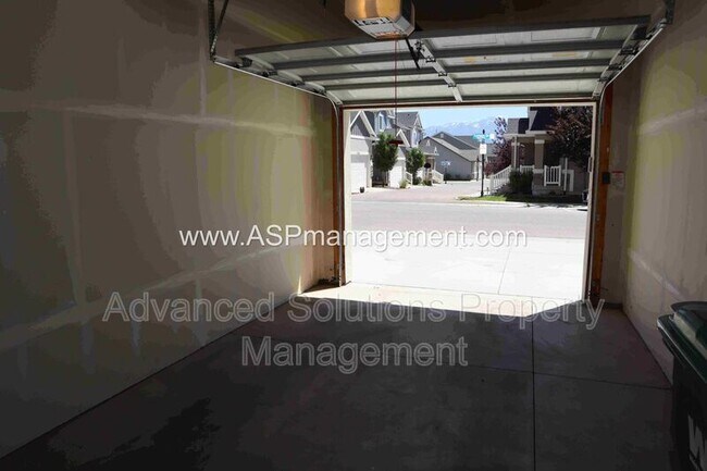 Building Photo - 13092 S Tortola Dr