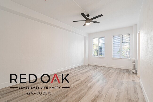 Building Photo - 3471 5th St