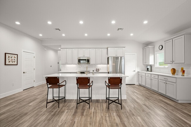 Building Photo - 9825 Evening Canopy Dr