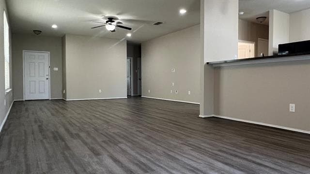 Building Photo - 1701 Quail Springs Cir