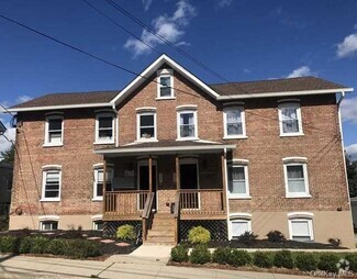 Building Photo - 372-374 Verplanck Ave