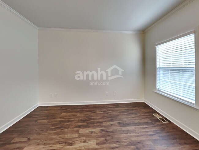 Foto del edificio - 3058 Romain Trail