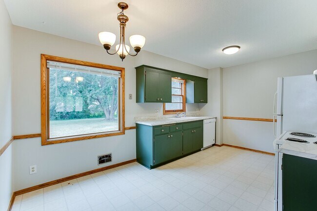 Foto del edificio - Updated 3 Bedroom Duplex in Battle Creek
