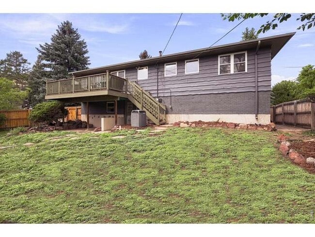 Foto del edificio - 2295 Hillsdale Cir