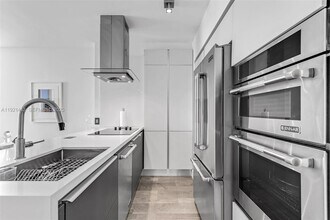 Building Photo - 55 SE 6th St